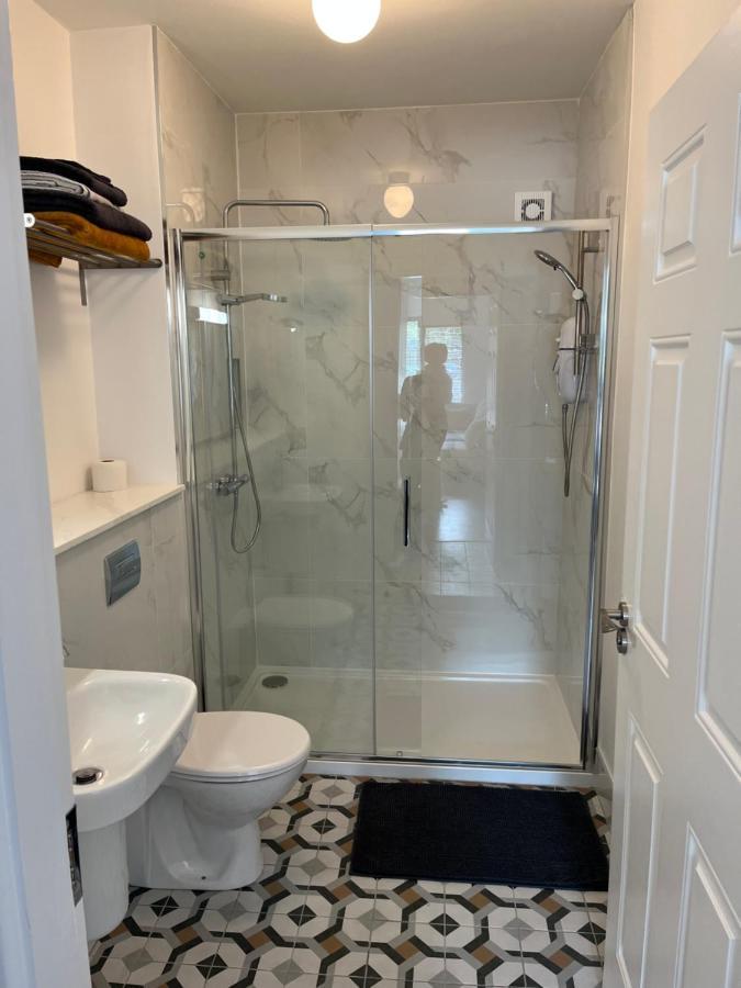 2 Bedroom Apartment Central Town Location Enniscorthy Exterior photo