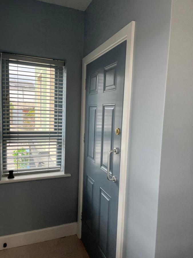 2 Bedroom Apartment Central Town Location Enniscorthy Exterior photo